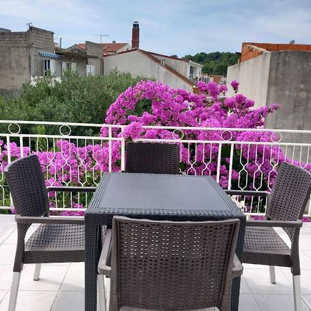 חוואר Apartment Mladen מראה חיצוני תמונה