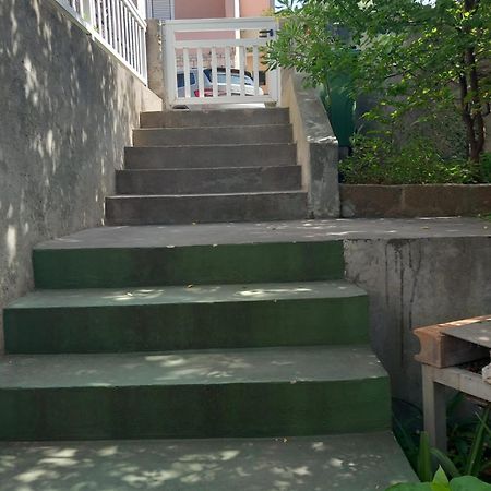 חוואר Apartment Mladen מראה חיצוני תמונה