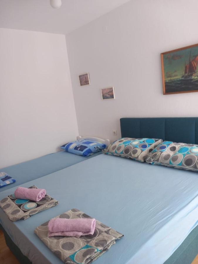 חוואר Apartment Mladen מראה חיצוני תמונה