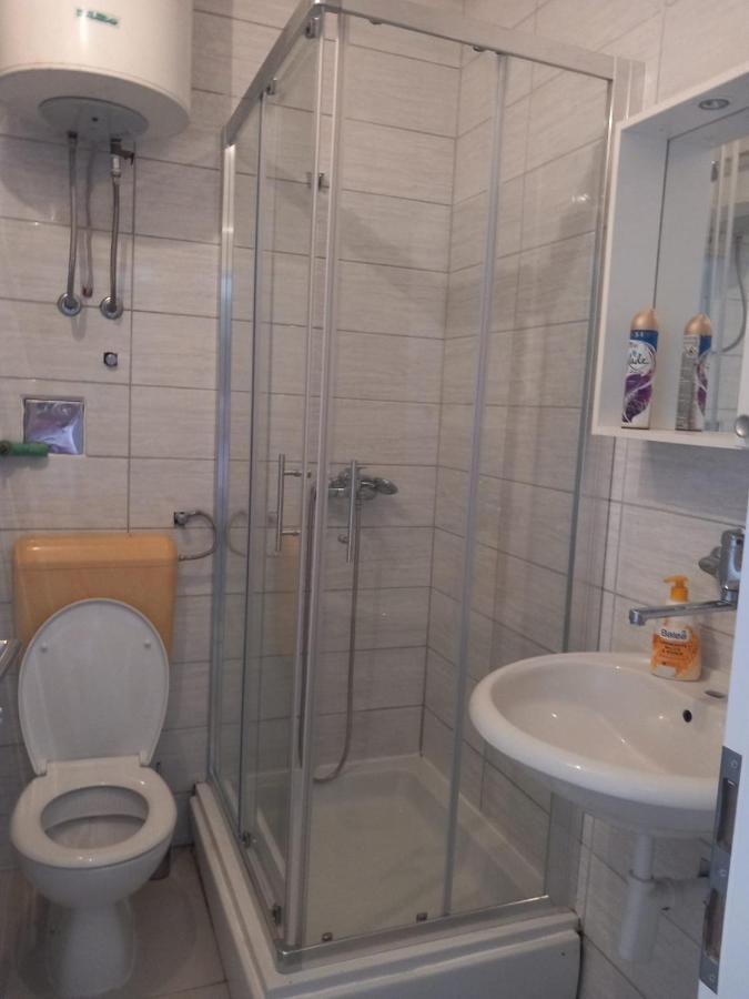 חוואר Apartment Mladen מראה חיצוני תמונה