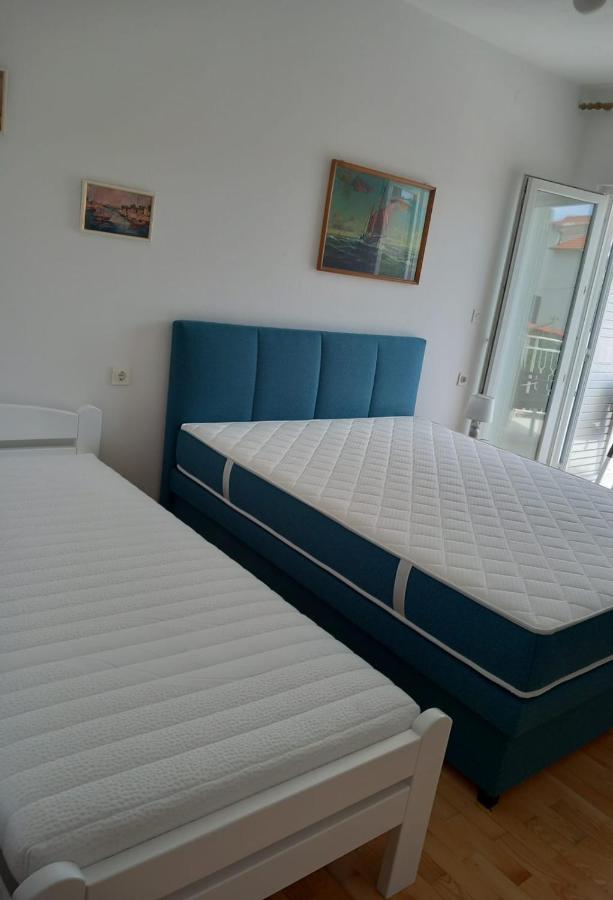 חוואר Apartment Mladen מראה חיצוני תמונה